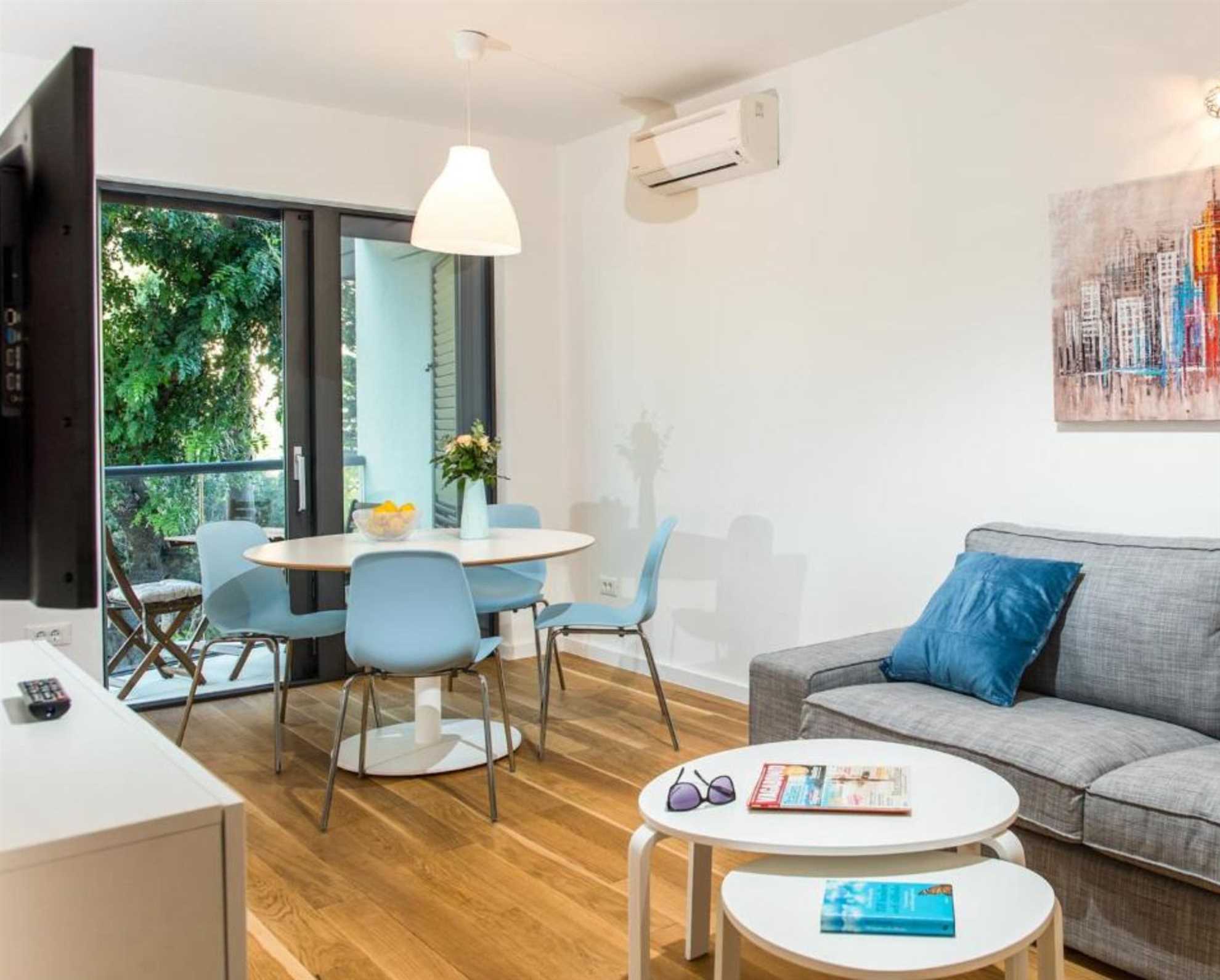 Apartment Svea 2 bedroom apartment with  balcony and free parking